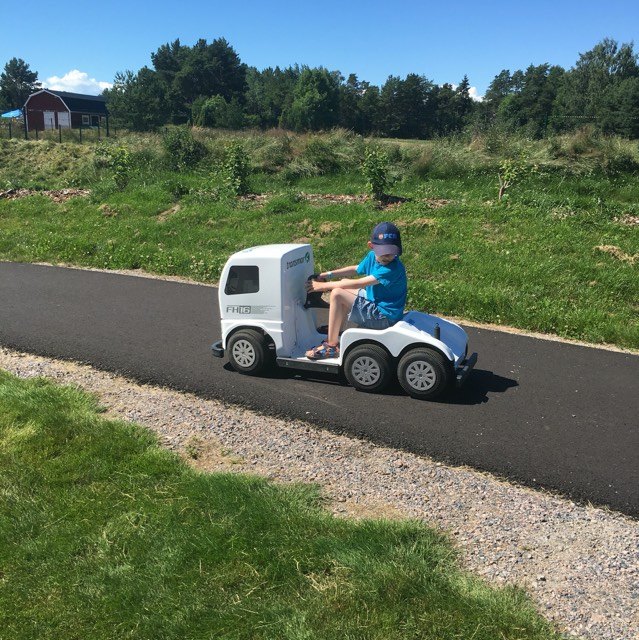 13644286_10153771073172817_216960077_n