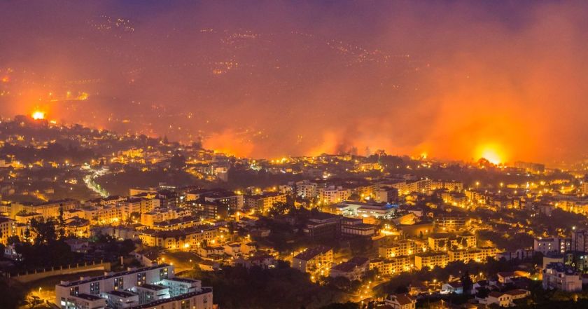 PAY-Forest-fire-in-Madeira-Island